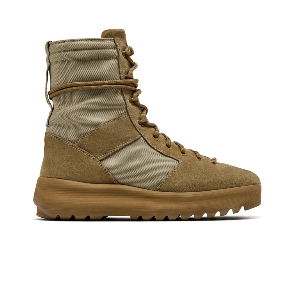 Season 3 military boots